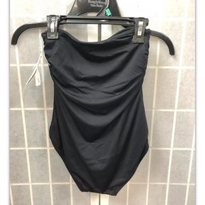 DKNY, swimsuit, black, one piece, new, size XS.: